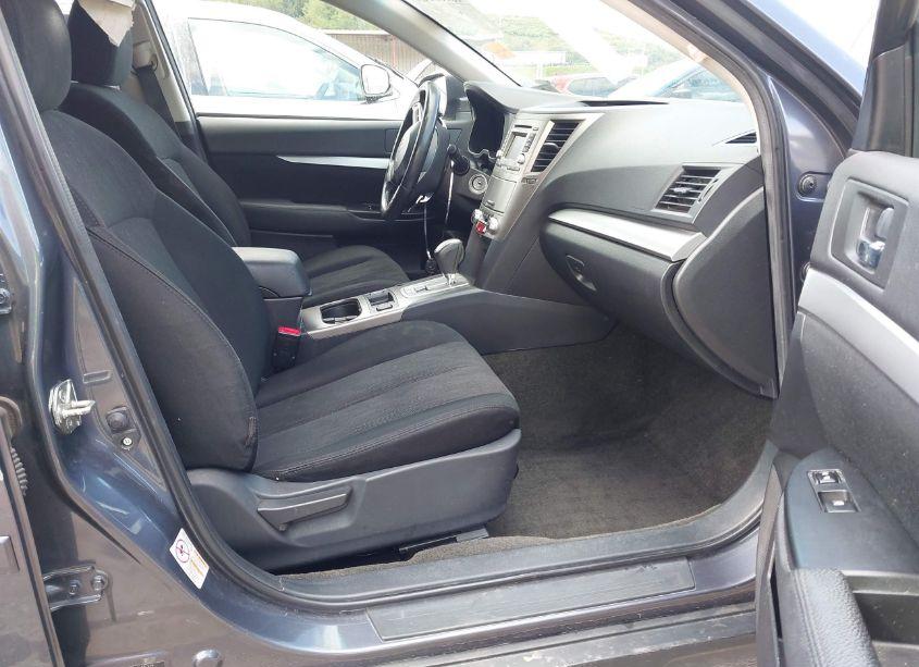 Photo 5 of 2014 Subaru Outback 2.5I PREMIUM (VIN 4S4BRCFC4E3228098)