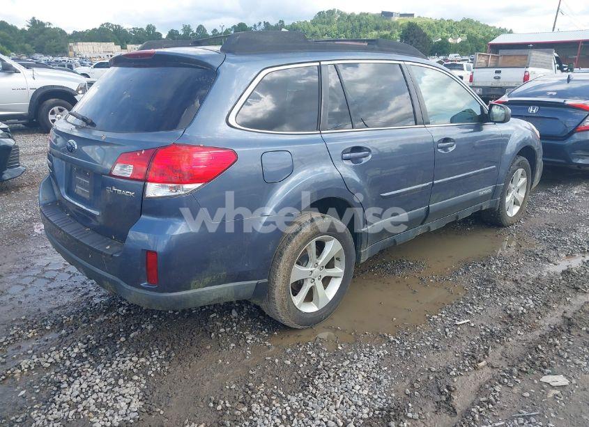 Photo 4 of 2013 Subaru Outback 2.5I PREMIUM (VIN 4S4BRCGC0D3283080)