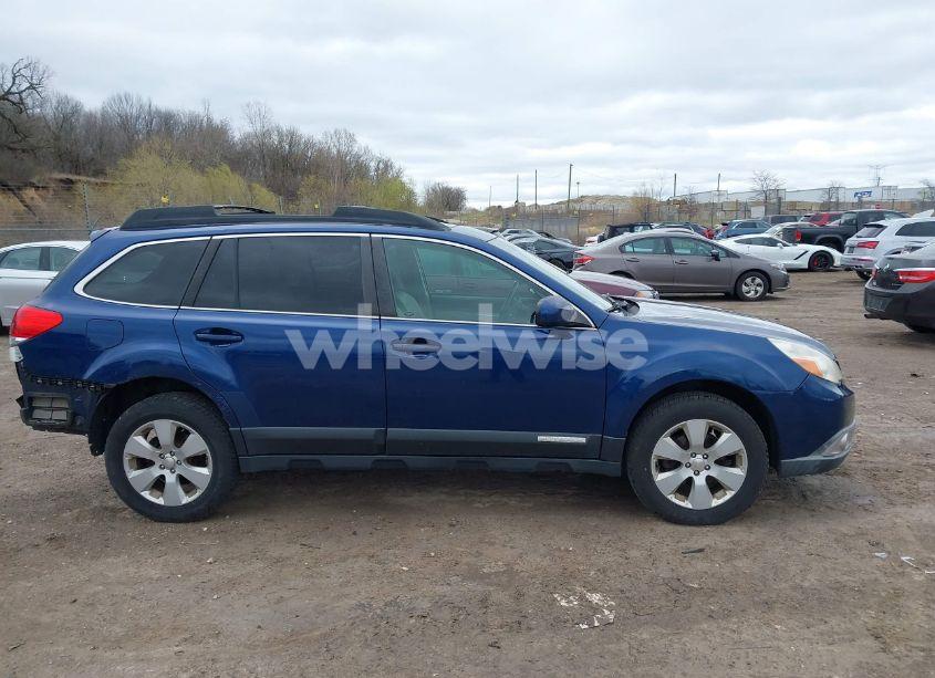 Photo 13 of 2010 Subaru Outback 2.5I PREMIUM (VIN 4S4BRCGC1A3344514)