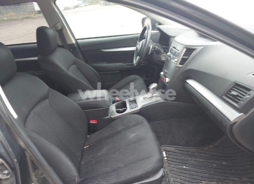 Photo 5 of 2011 Subaru Outback 2.5I PREMIUM (VIN 4S4BRCGC1B3405670)