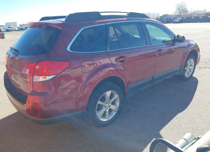 Photo 4 of 2013 Subaru Outback 2.5I PREMIUM (VIN 4S4BRCGC2D3291746)