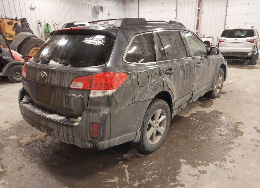 Photo 4 of 2013 Subaru Outback 2.5I PREMIUM (VIN 4S4BRCGC4D3267917)