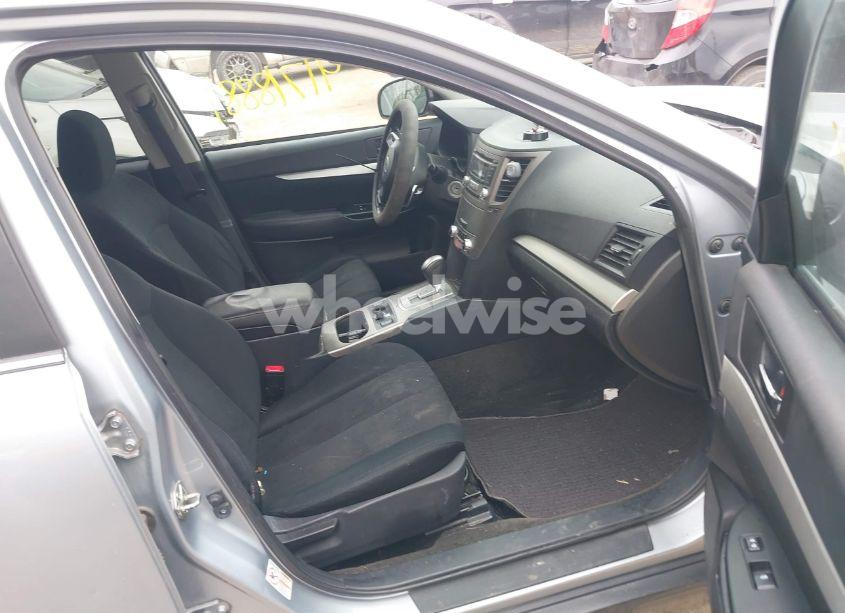 Photo 5 of 2013 Subaru Outback 2.5I PREMIUM (VIN 4S4BRCGC4D3281879)