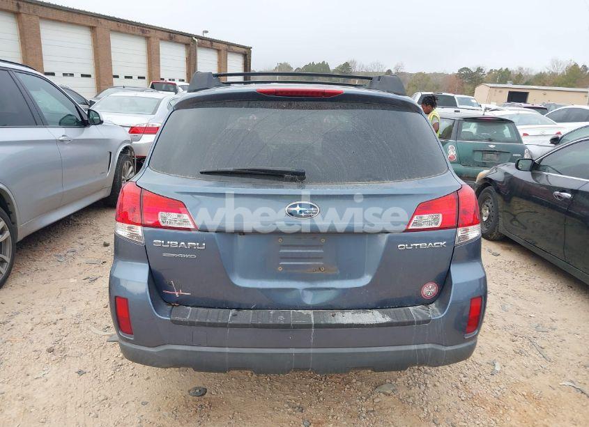 Photo 17 of 2013 Subaru Outback 2.5I PREMIUM (VIN 4S4BRCGC5D3325114)