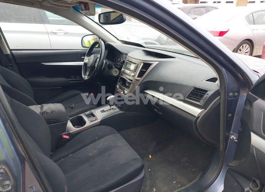 Photo 5 of 2013 Subaru Outback 2.5I PREMIUM (VIN 4S4BRCGC5D3325114)