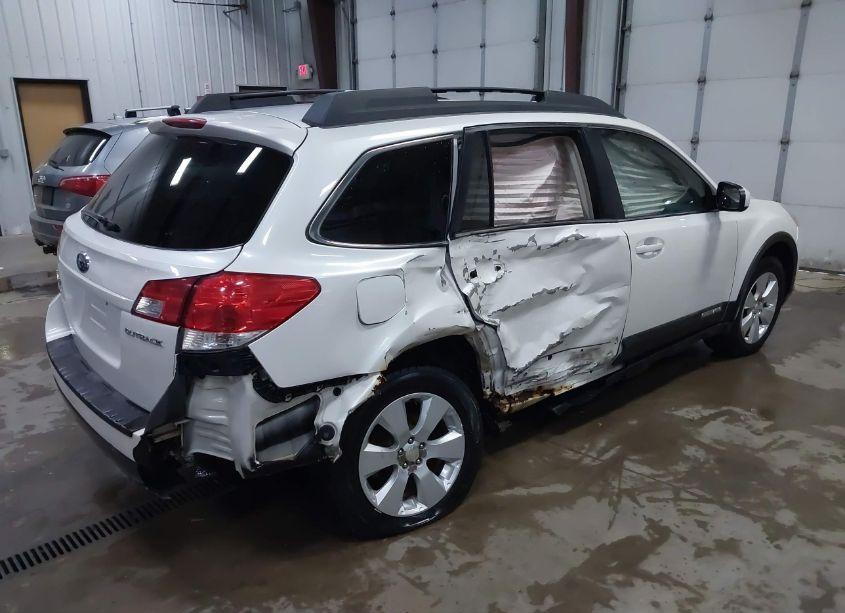 Photo 4 of 2010 Subaru Outback 2.5I PREMIUM (VIN 4S4BRCGC6A3328678)