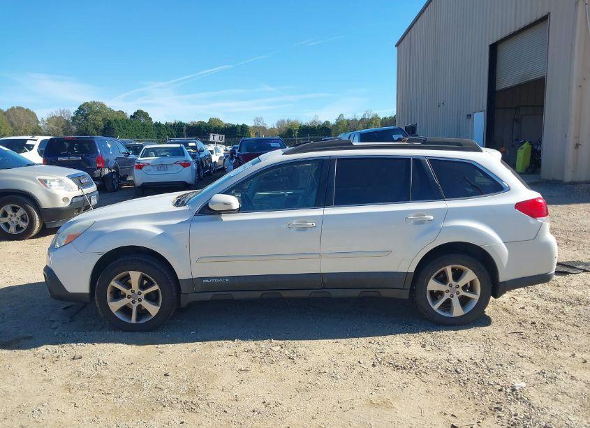 Photo 14 of 2013 Subaru Outback 2.5I PREMIUM (VIN 4S4BRCGC7D3302885)