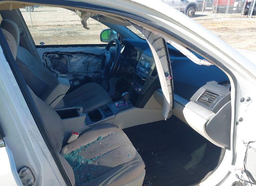 Photo 5 of 2013 Subaru Outback 2.5I PREMIUM (VIN 4S4BRCGC7D3302885)