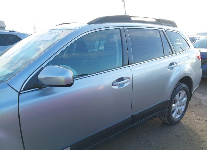 Photo 14 of 2012 Subaru Outback 2.5I PREMIUM (VIN 4S4BRCGC8C3235440)