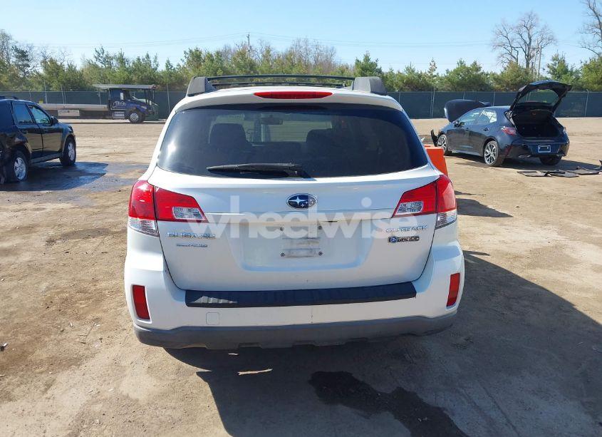 Photo 16 of 2010 Subaru Outback 2.5I PREMIUM (VIN 4S4BRCGCXA1349352)