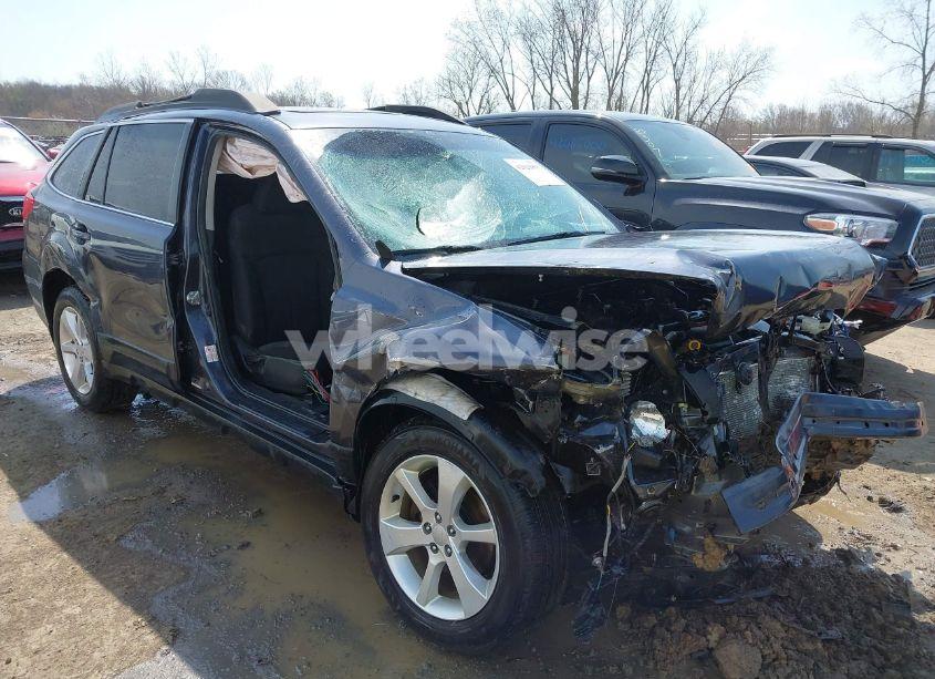2013 Subaru Outback 2.5I PREMIUM (VIN 4S4BRCGCXD3286584) main photo