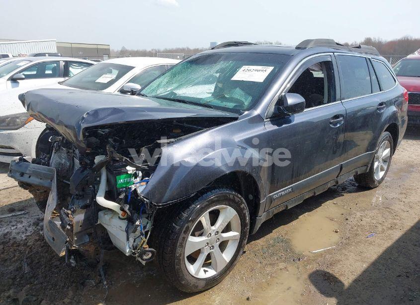 Photo 2 of 2013 Subaru Outback 2.5I PREMIUM (VIN 4S4BRCGCXD3286584)