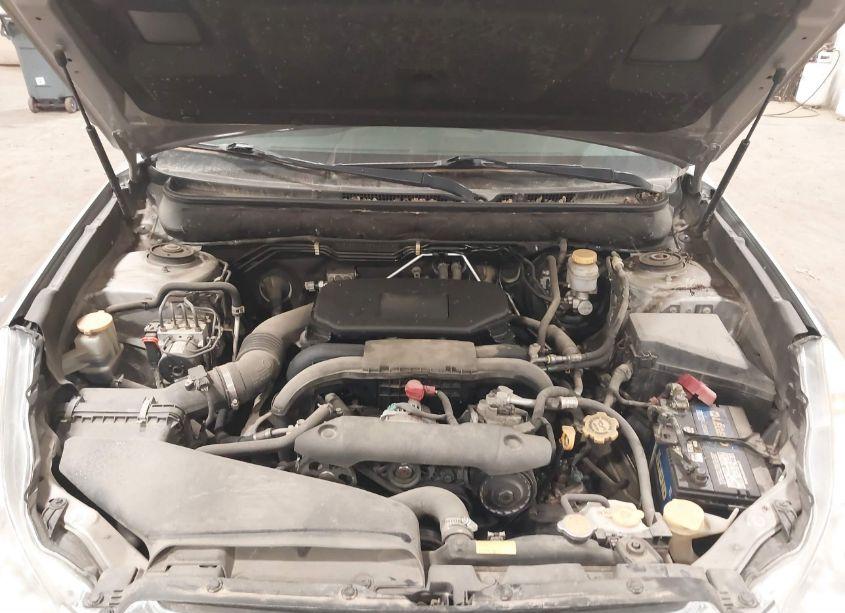 Photo 10 of 2011 Subaru Outback 2.5I PREMIUM (VIN 4S4BRCHC9B3444716)