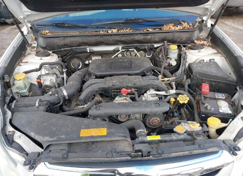 Photo 10 of 2011 Subaru Outback 2.5I LIMITED (VIN 4S4BRCJC3B3398066)