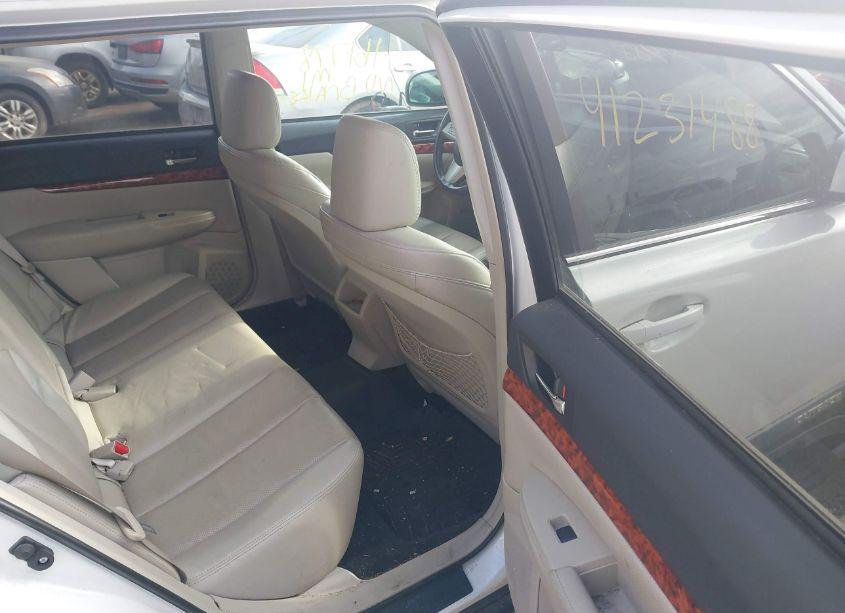 Photo 8 of 2011 Subaru Outback 2.5I LIMITED (VIN 4S4BRCJC3B3398066)