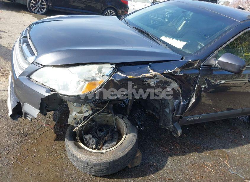 Photo 6 of 2013 Subaru Outback 2.5I LIMITED (VIN 4S4BRCJC4D3261981)