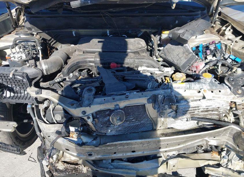 Photo 10 of 2010 Subaru Outback 2.5I LIMITED (VIN 4S4BRCJC6A3381101)