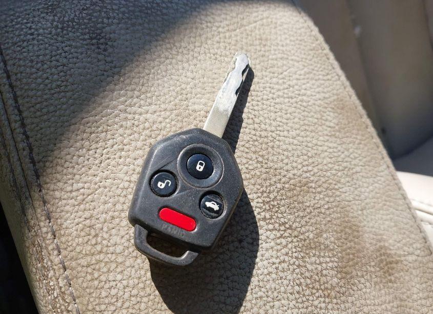 Photo 11 of 2010 Subaru Outback 2.5I LIMITED (VIN 4S4BRCJC6A3381101)