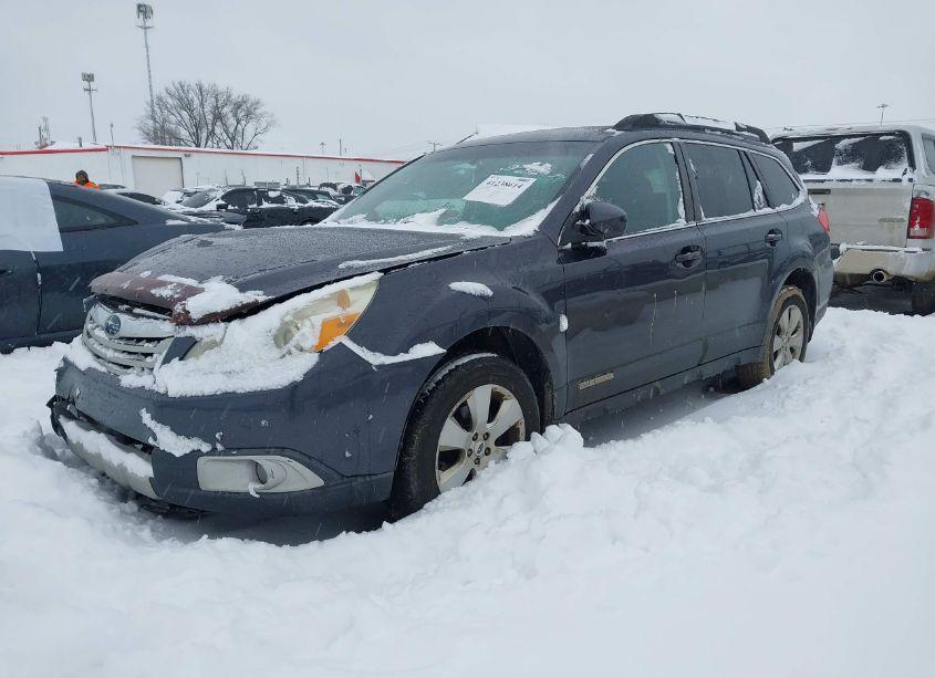 Photo 2 of 2011 Subaru Outback 2.5I LIMITED (VIN 4S4BRCKC0B3439686)