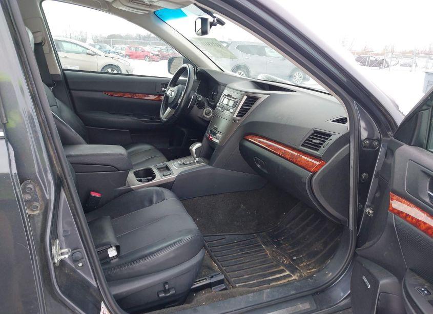 Photo 5 of 2011 Subaru Outback 2.5I LIMITED (VIN 4S4BRCKC0B3443558)