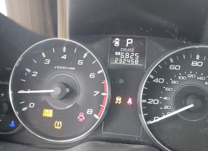 Photo 7 of 2011 Subaru Outback 2.5I LIMITED (VIN 4S4BRCKC0B3443558)