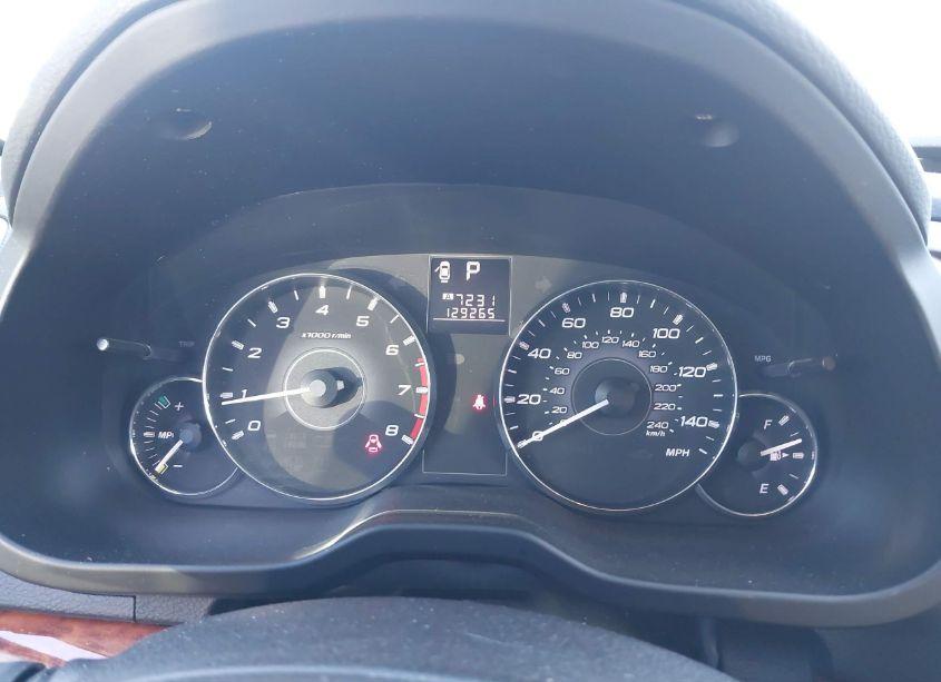 Photo 7 of 2011 Subaru Outback 2.5I LIMITED (VIN 4S4BRCKC1B3366151)