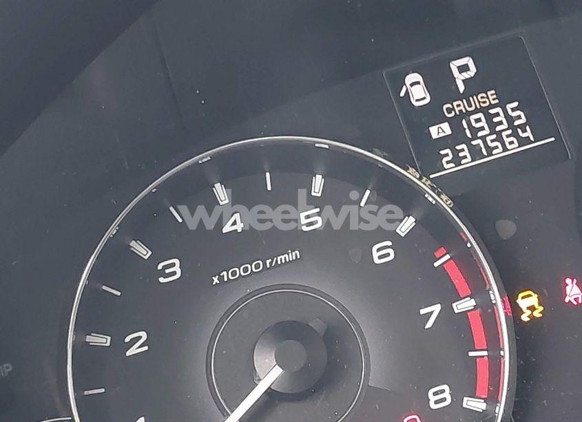 Photo 14 of 2011 Subaru Outback 2.5I LIMITED (VIN 4S4BRCKC1B3392958)