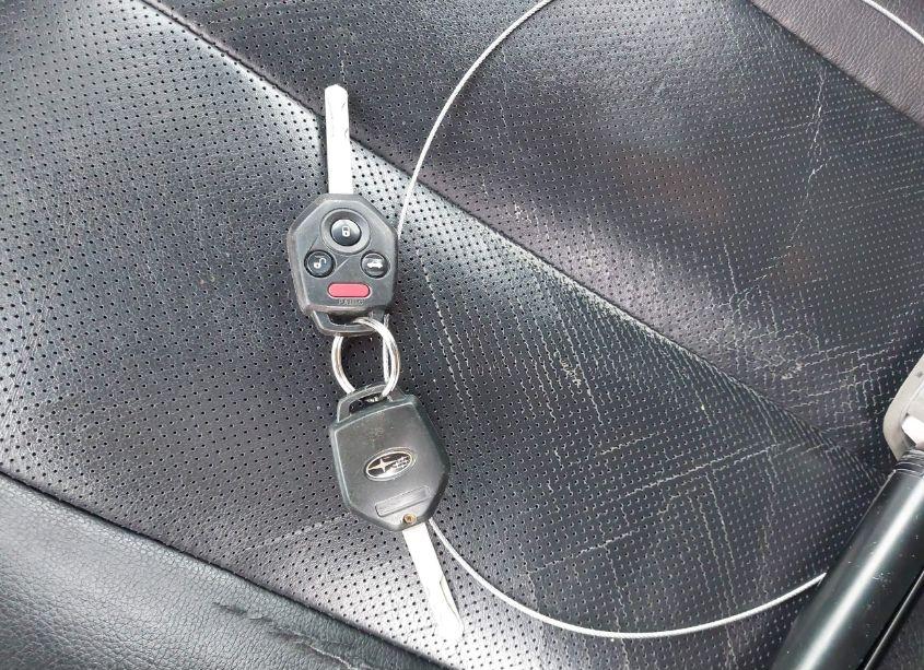 Photo 11 of 2013 Subaru Outback 2.5I LIMITED (VIN 4S4BRCKC1D3294421)