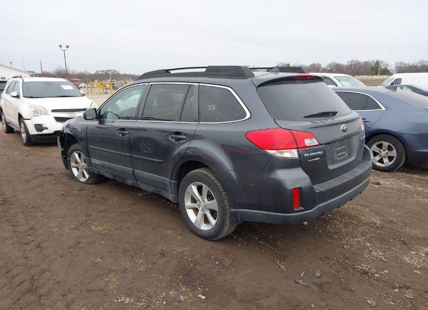 Photo 3 of 2013 Subaru Outback 2.5I LIMITED (VIN 4S4BRCKC1D3294421)