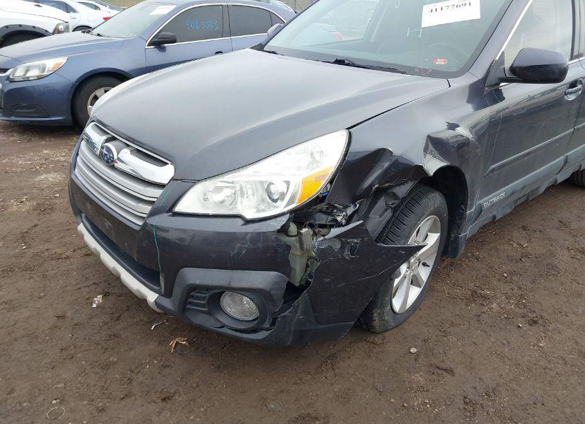 Photo 6 of 2013 Subaru Outback 2.5I LIMITED (VIN 4S4BRCKC1D3294421)