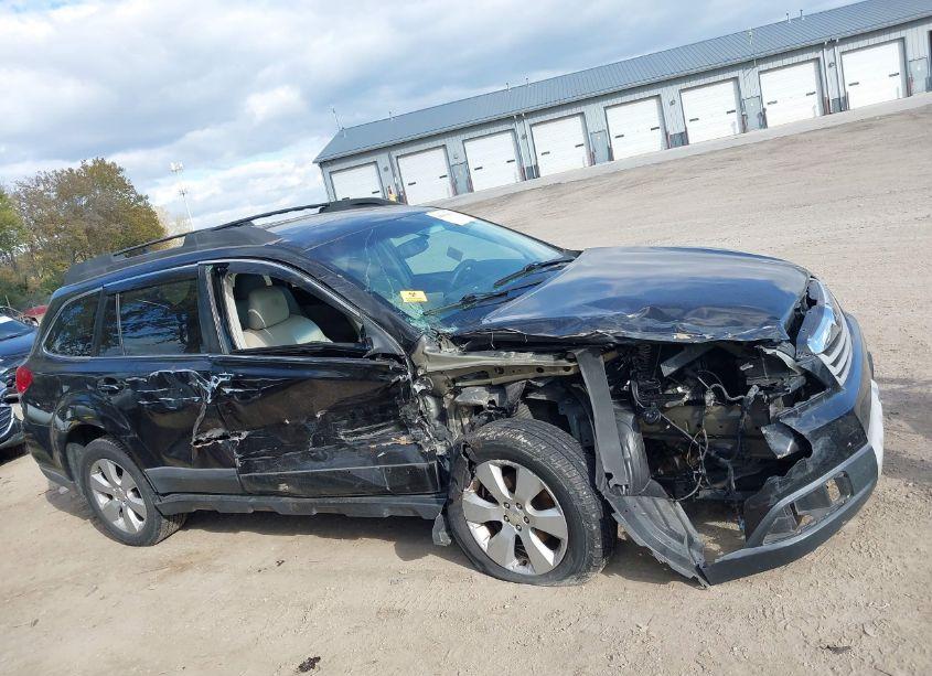 Photo 12 of 2011 Subaru Outback 2.5I LIMITED (VIN 4S4BRCKC2B3330582)