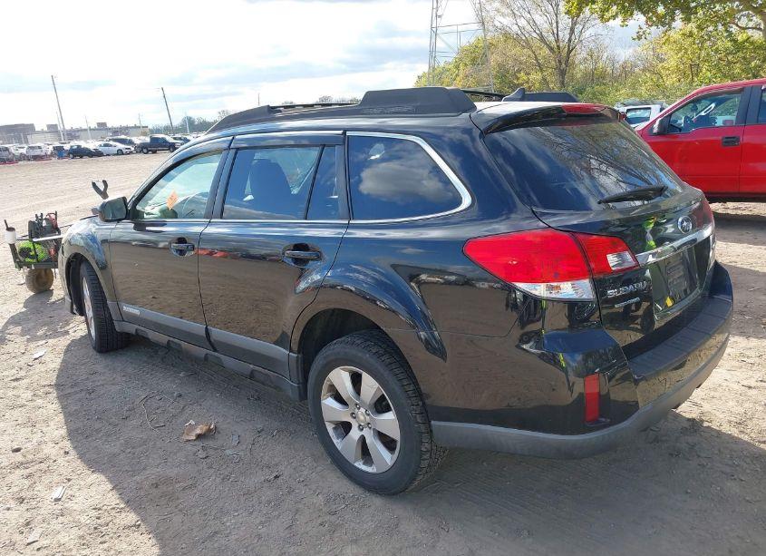 Photo 3 of 2011 Subaru Outback 2.5I LIMITED (VIN 4S4BRCKC2B3330582)