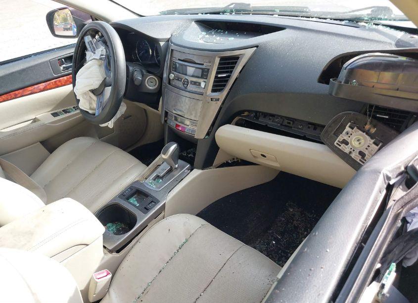 Photo 5 of 2011 Subaru Outback 2.5I LIMITED (VIN 4S4BRCKC2B3330582)