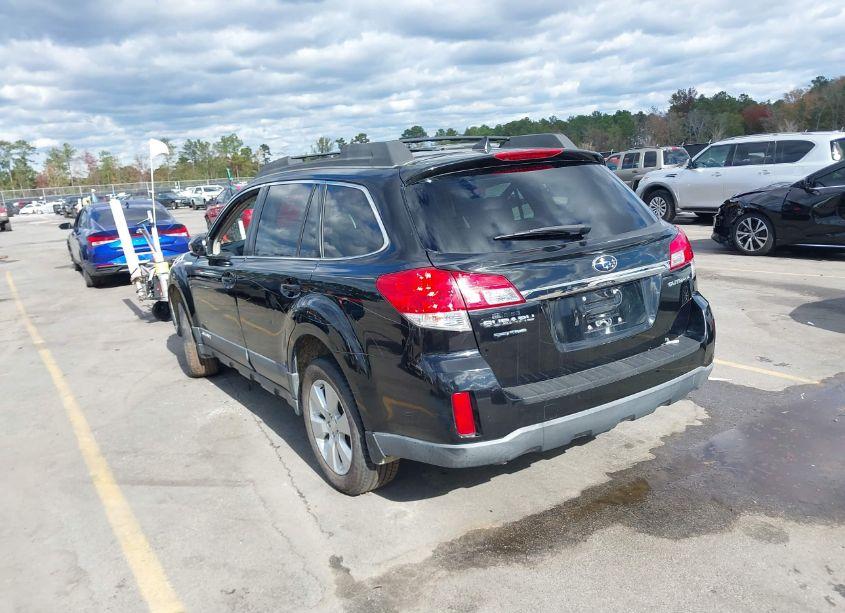 Photo 3 of 2011 Subaru Outback 2.5I LIMITED (VIN 4S4BRCKC2B3366305)