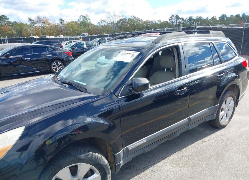 Photo 6 of 2011 Subaru Outback 2.5I LIMITED (VIN 4S4BRCKC2B3366305)