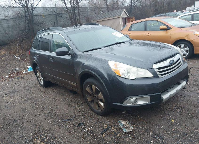 2011 Subaru Outback 2.5I LIMITED (VIN 4S4BRCKC2B3402297) main photo