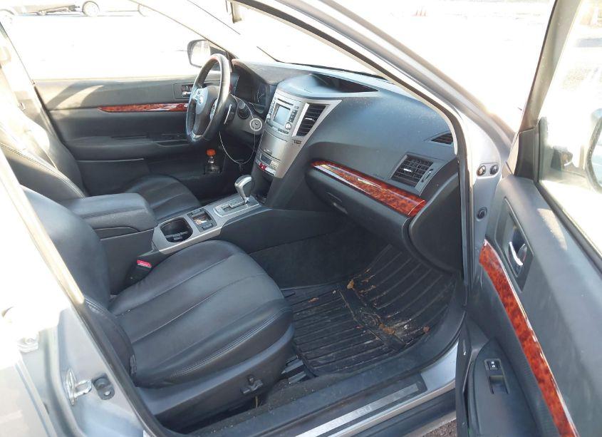 Photo 5 of 2012 Subaru Outback 2.5I LIMITED (VIN 4S4BRCKC2C3201744)