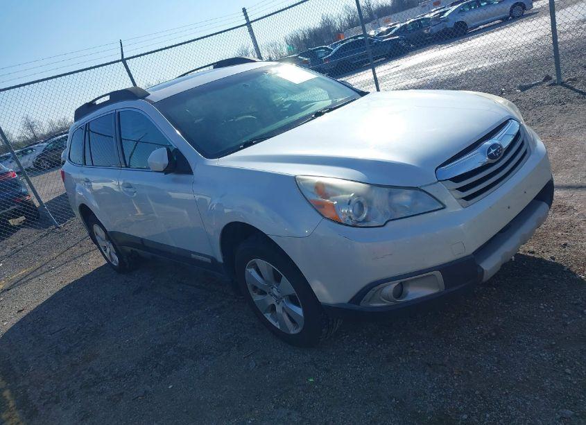 2012 Subaru Outback 2.5I LIMITED (VIN 4S4BRCKC2C3233576) main photo