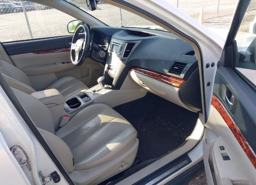 Photo 5 of 2012 Subaru Outback 2.5I LIMITED (VIN 4S4BRCKC2C3233576)