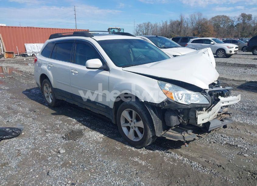 2013 Subaru Outback 2.5I LIMITED (VIN 4S4BRCKC2D3214057) main photo