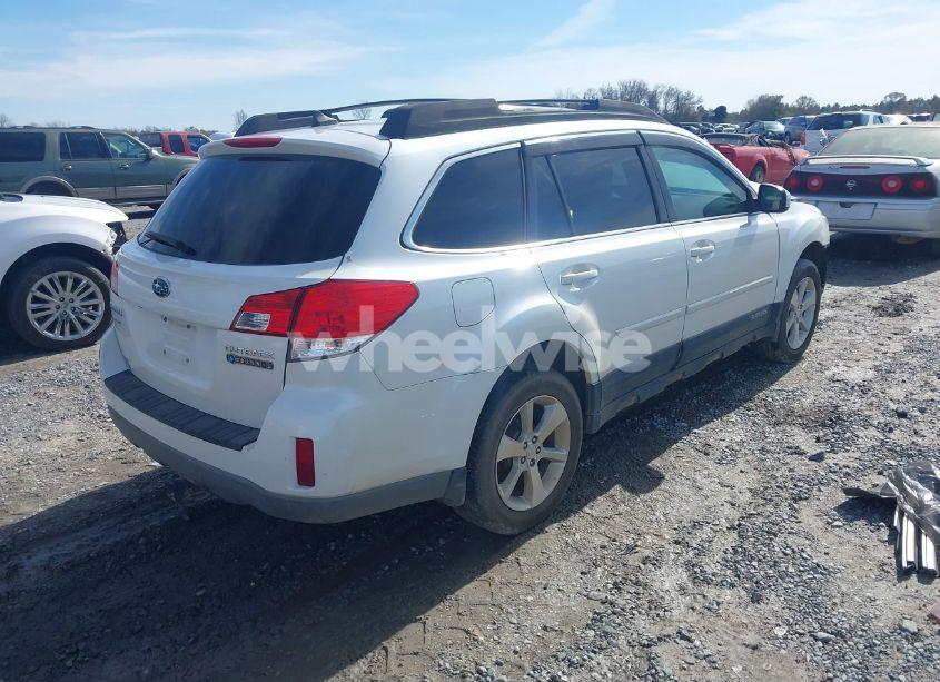 Photo 4 of 2013 Subaru Outback 2.5I LIMITED (VIN 4S4BRCKC2D3214057)
