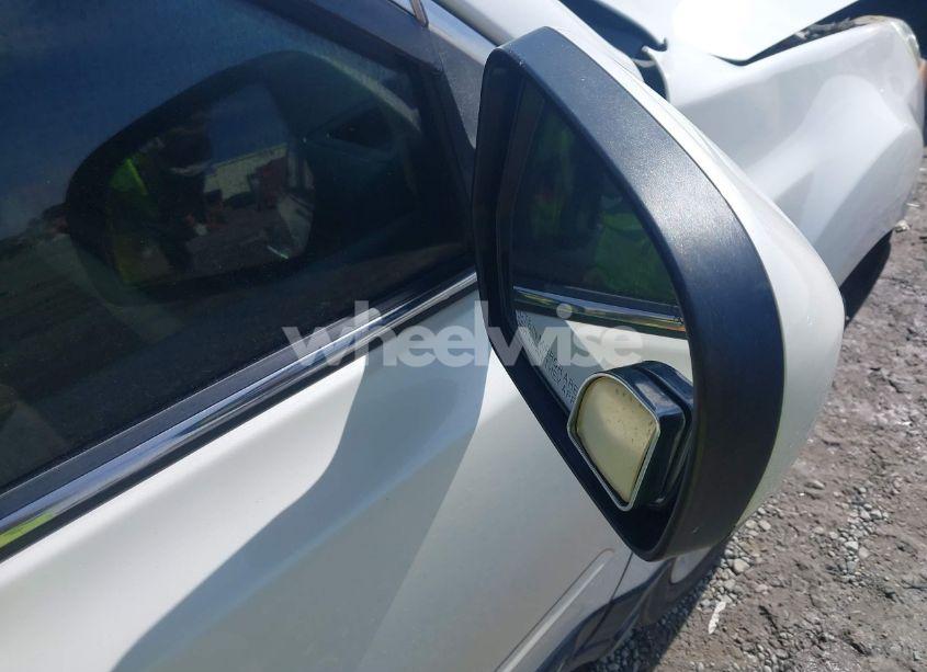 Photo 5 of 2013 Subaru Outback 2.5I LIMITED (VIN 4S4BRCKC2D3214057)