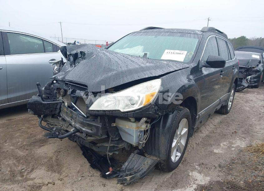 Photo 2 of 2013 Subaru Outback 2.5I LIMITED (VIN 4S4BRCKC2D3257054)