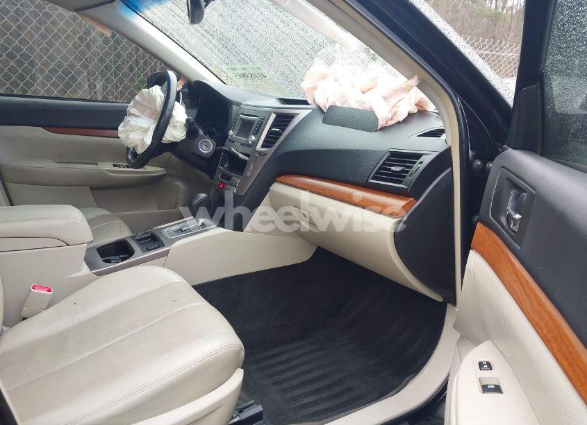 Photo 5 of 2013 Subaru Outback 2.5I LIMITED (VIN 4S4BRCKC2D3257054)