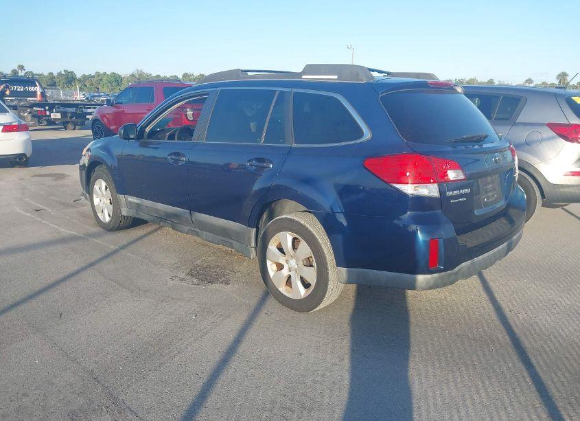 Photo 3 of 2010 Subaru Outback 2.5I LIMITED (VIN 4S4BRCKC3A3372449)