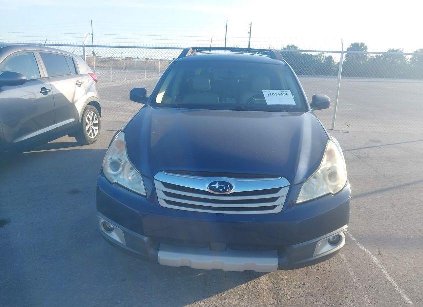 Photo 6 of 2010 Subaru Outback 2.5I LIMITED (VIN 4S4BRCKC3A3372449)