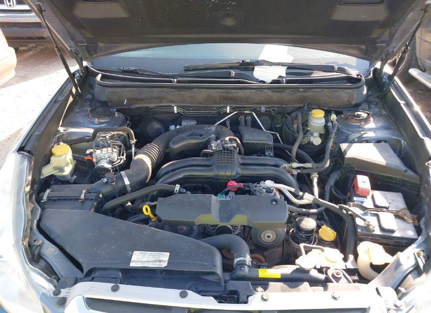 Photo 10 of 2013 Subaru Outback 2.5I LIMITED (VIN 4S4BRCKC3D3301532)