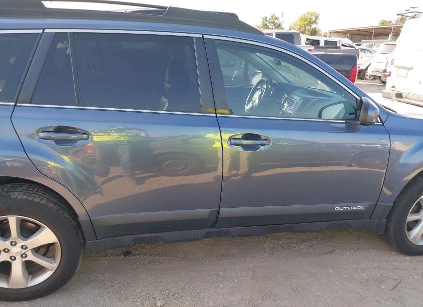 Photo 13 of 2013 Subaru Outback 2.5I LIMITED (VIN 4S4BRCKC3D3301532)