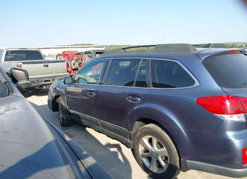 Photo 14 of 2013 Subaru Outback 2.5I LIMITED (VIN 4S4BRCKC3D3301532)