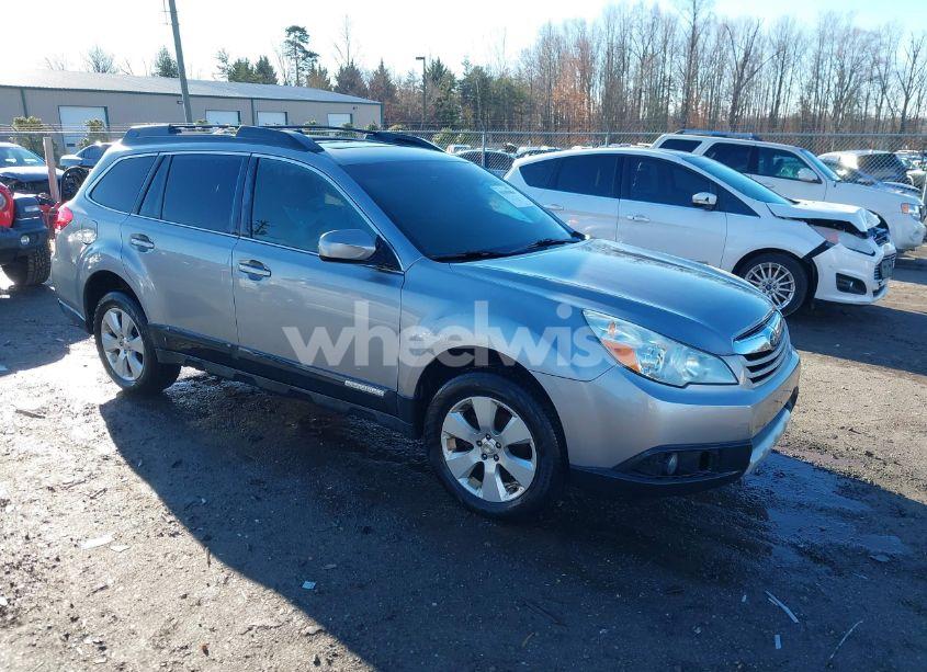 2010 Subaru Outback 2.5I LIMITED (VIN 4S4BRCKC4A3313877) main photo